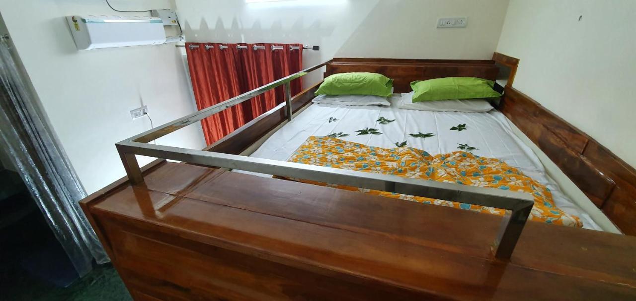 Shree Suites Kuttālam 外观 照片